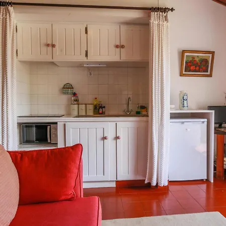 Guestready - Domus Adepta Charming W/ Garden Holiday home