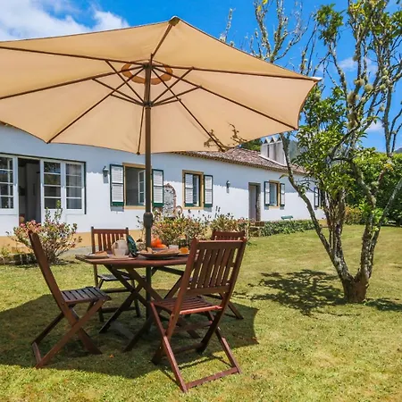 Guestready - Domus Adepta Charming W/ Garden Furnas (Azores)