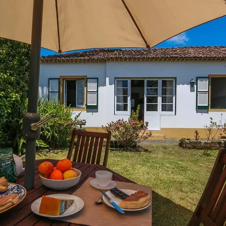 Guestready - Domus Adepta Charming W/ Garden Holiday home